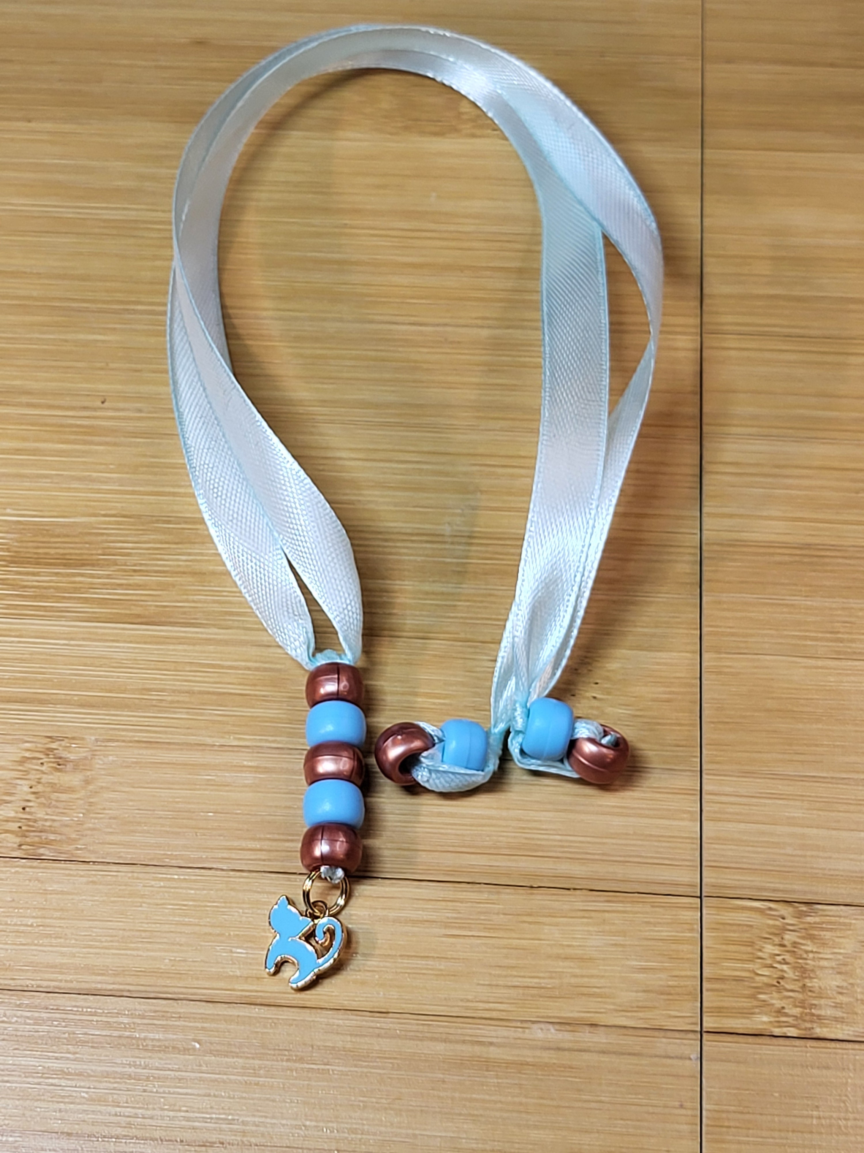 The Curled Chronicler